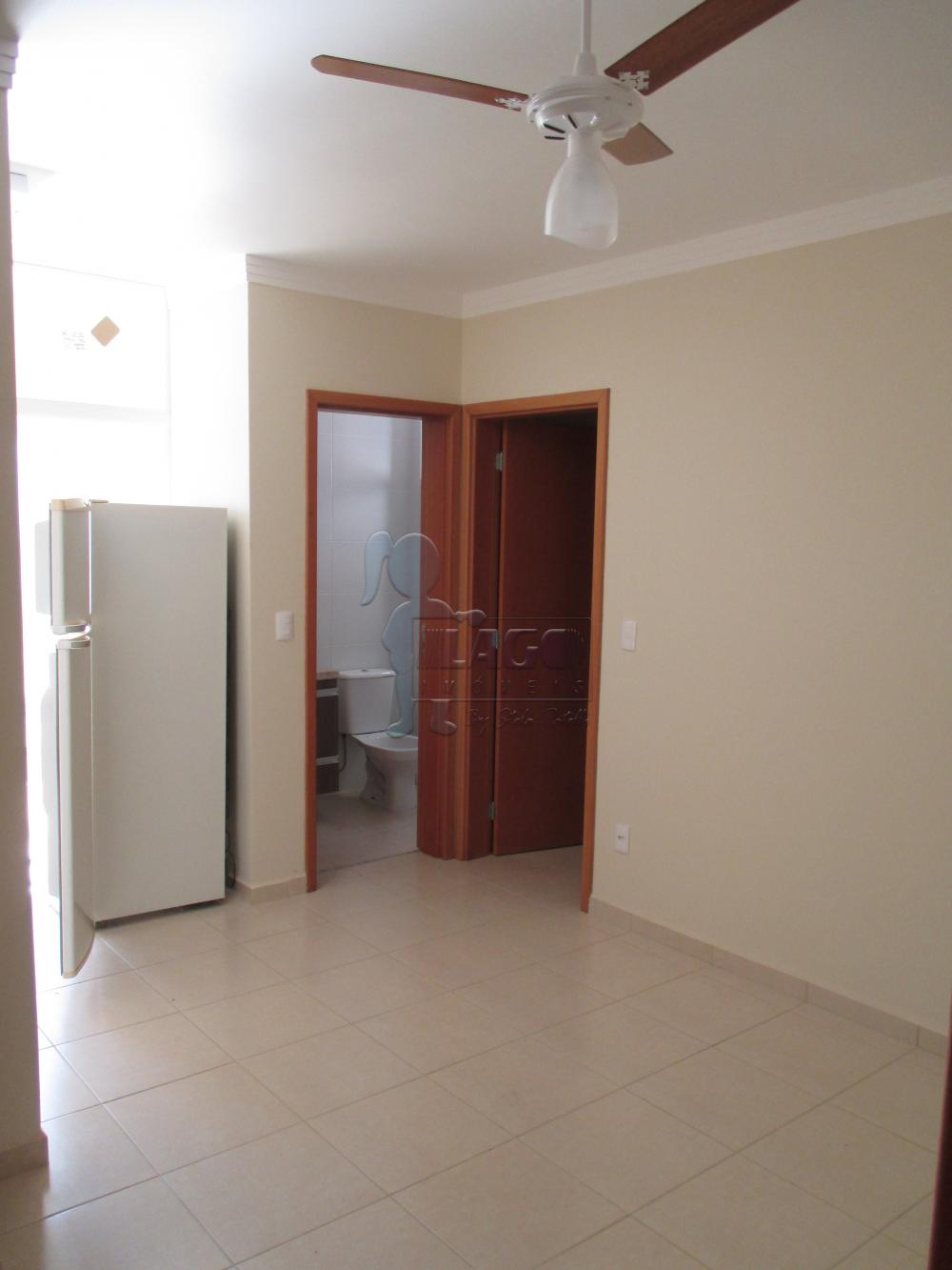 Alugar Apartamento / Padrão em Ribeirão Preto R$ 1.700,00 - Foto 1