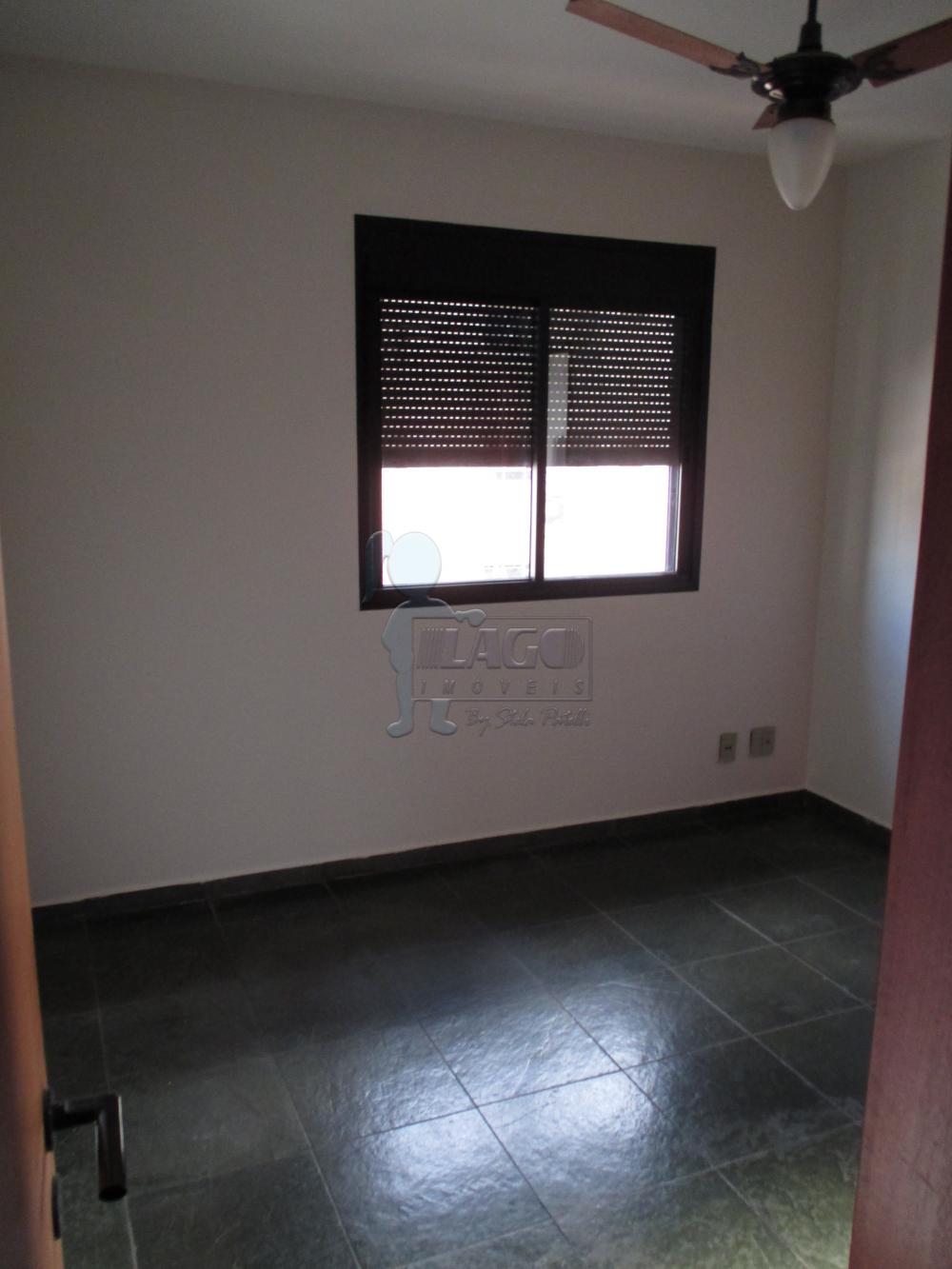 Alugar Apartamento / Padrão em Ribeirão Preto R$ 1.250,00 - Foto 4