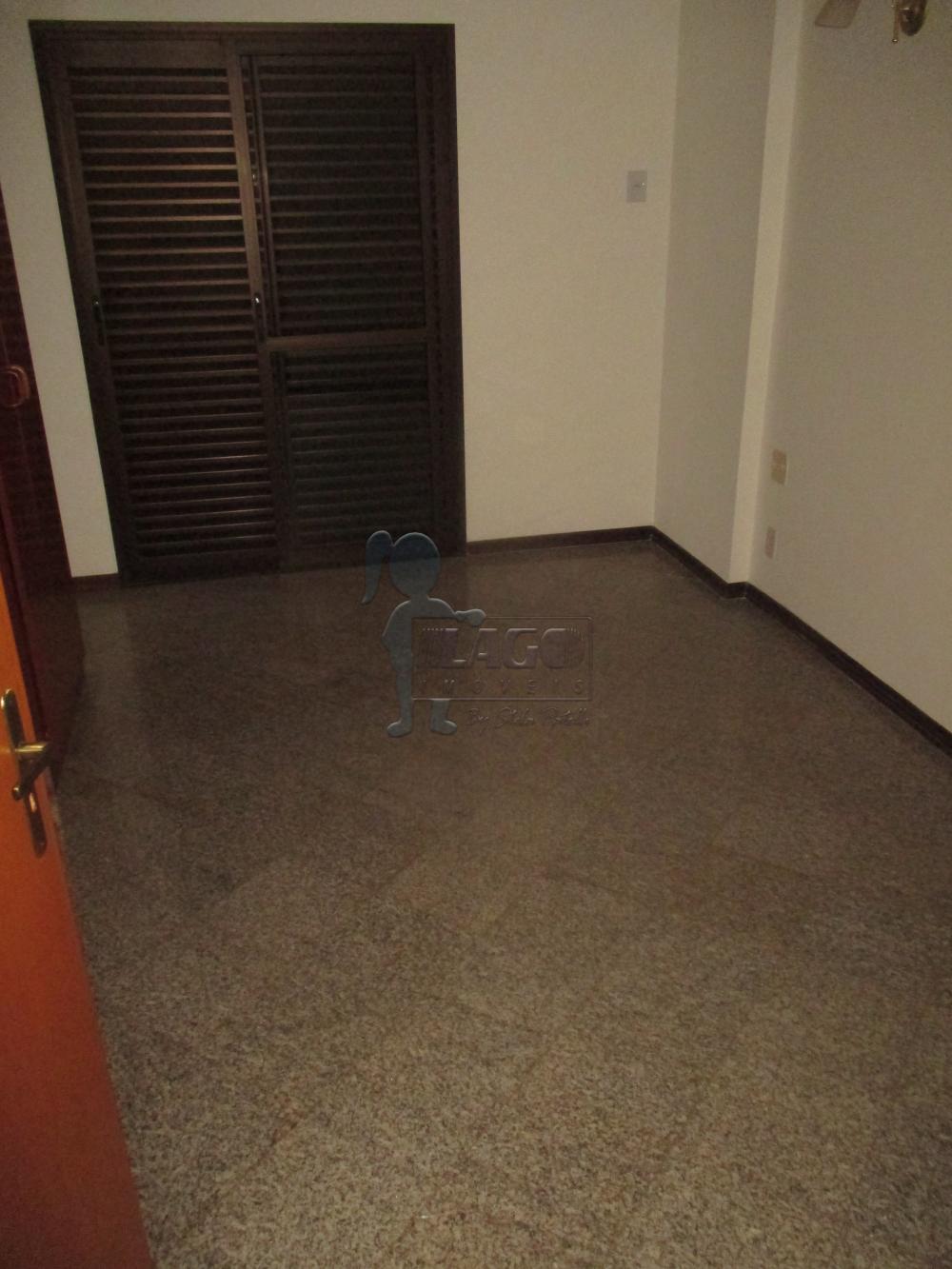 Alugar Apartamento / Padrão em Ribeirão Preto R$ 1.400,00 - Foto 4