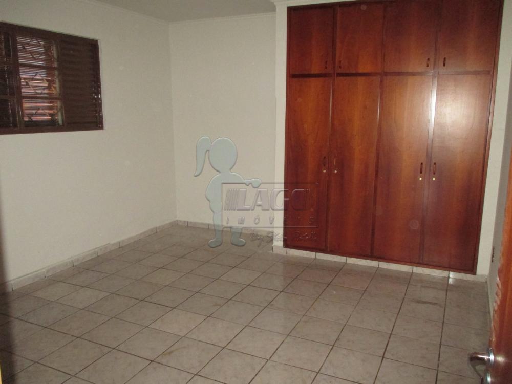 Alugar Casa / Padrão em Ribeirão Preto R$ 700,00 - Foto 4