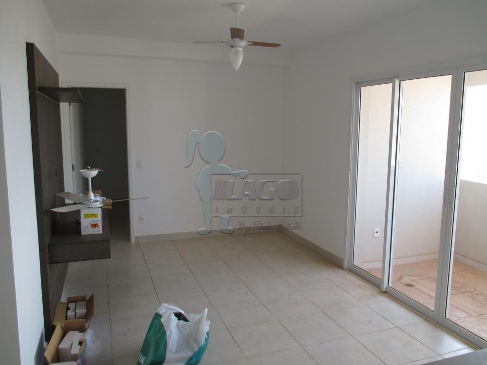 Alugar Apartamentos / Padrão em Ribeirão Preto R$ 1.200,00 - Foto 1