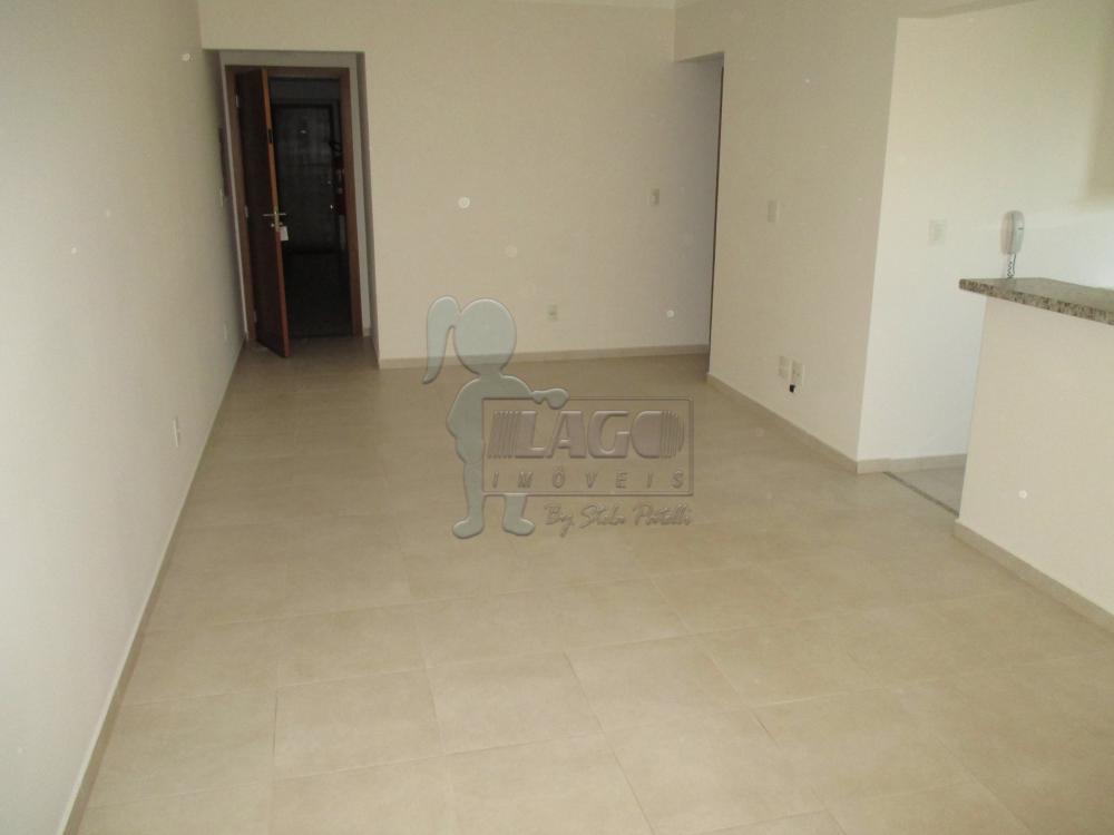 Alugar Apartamento / Padrão em Ribeirão Preto R$ 1.700,00 - Foto 2