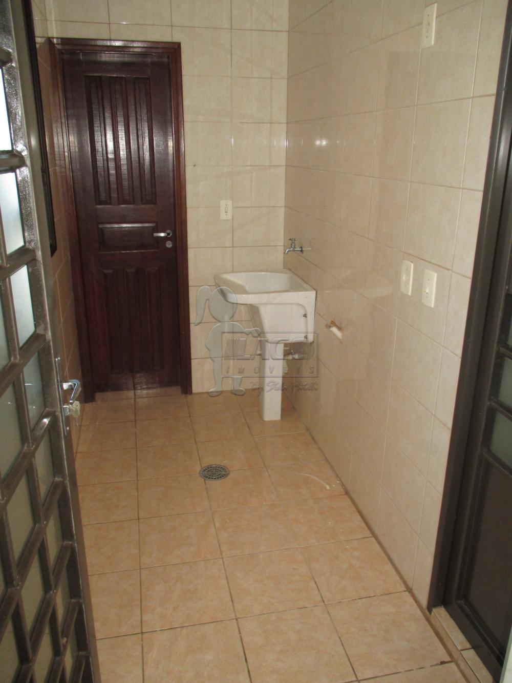 Alugar Apartamento / Padrão em Ribeirão Preto R$ 1.000,00 - Foto 13