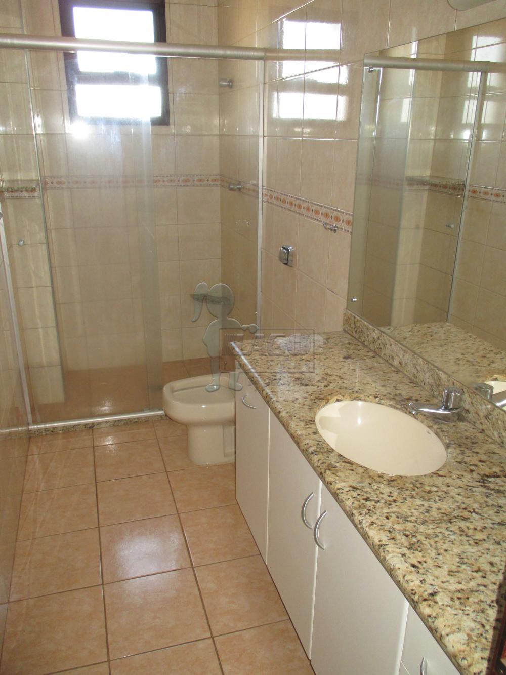 Alugar Apartamento / Padrão em Ribeirão Preto R$ 1.000,00 - Foto 4