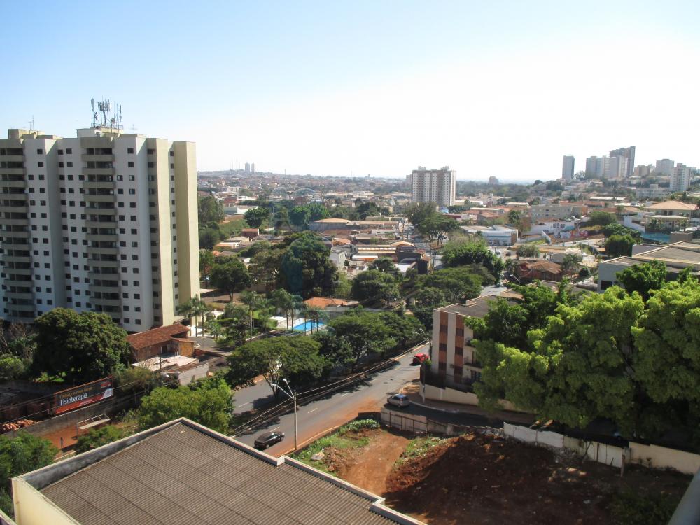 Alugar Apartamento / Padrão em Ribeirão Preto R$ 1.550,00 - Foto 12