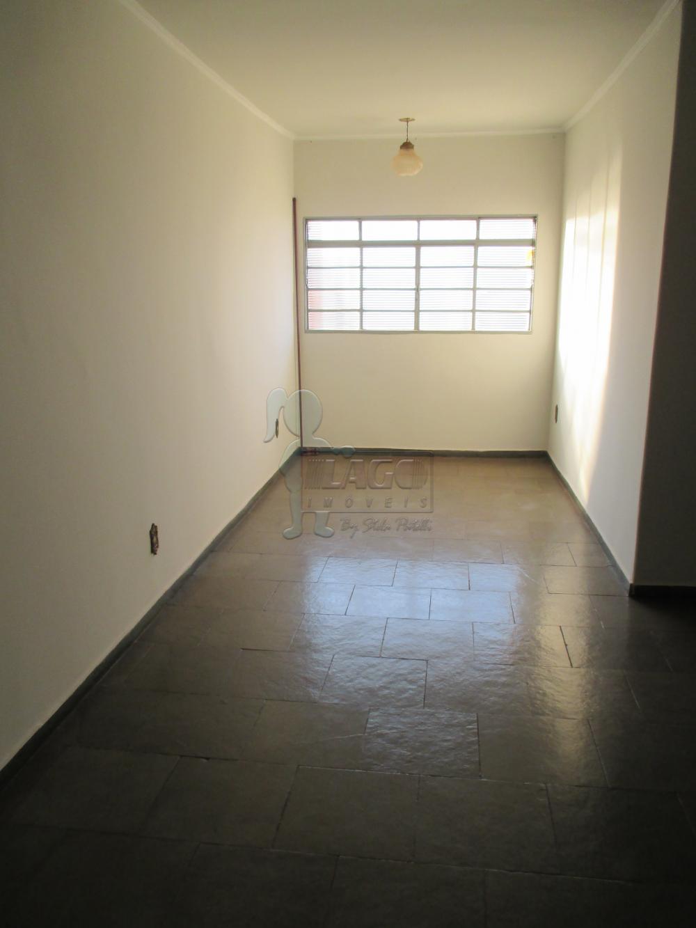 Alugar Apartamento / Padrão em Ribeirão Preto R$ 760,00 - Foto 1