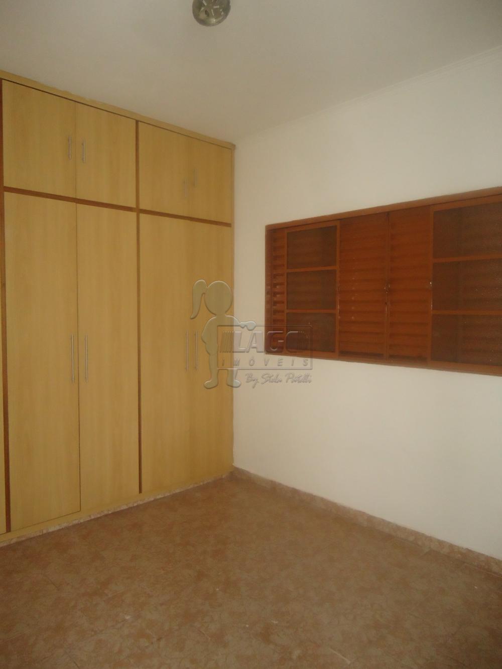 Alugar Casa / Padrão em Ribeirão Preto R$ 750,00 - Foto 9