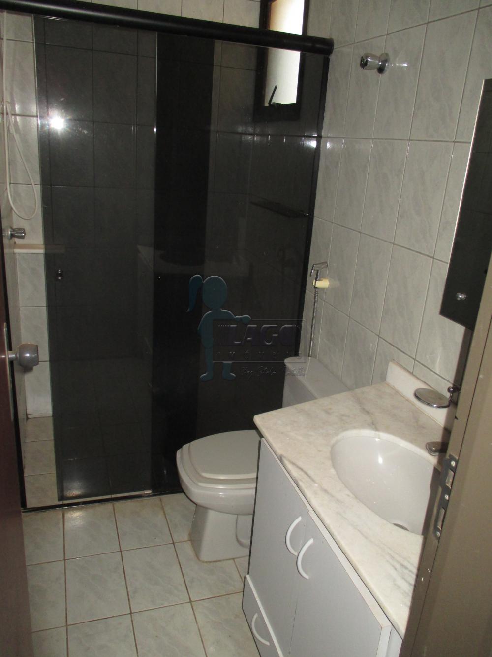 Alugar Apartamento / Padrão em Ribeirão Preto R$ 600,00 - Foto 4