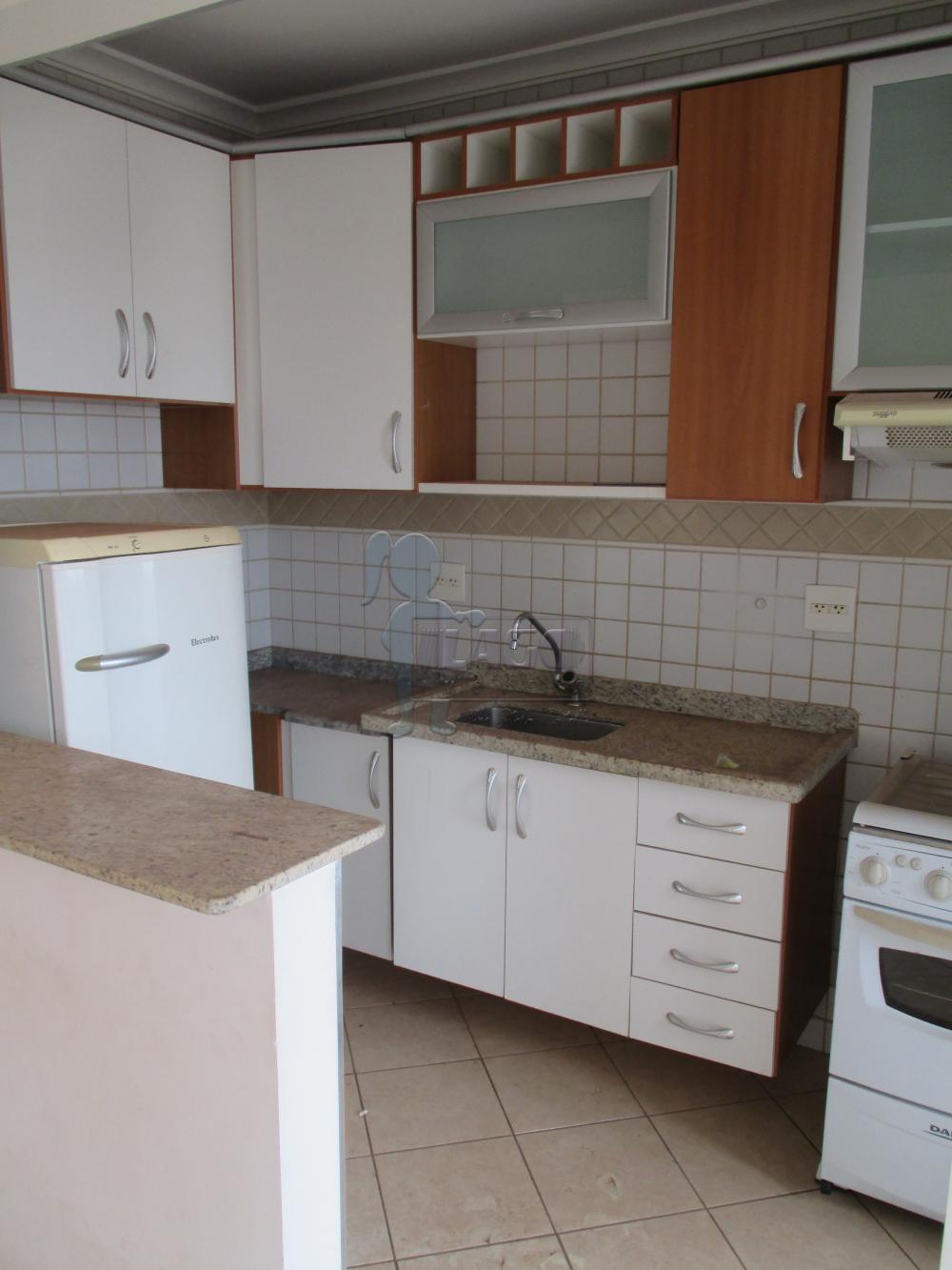 Alugar Apartamento / Padrão em Ribeirão Preto R$ 1.500,00 - Foto 3