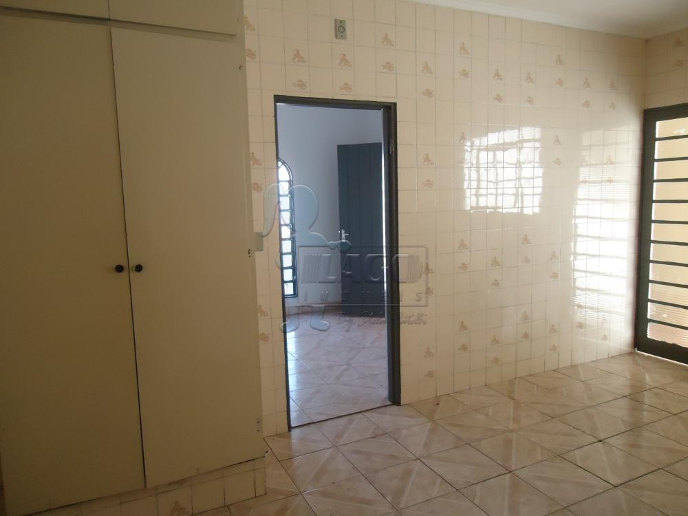 Alugar Casa / Padrão em Ribeirão Preto R$ 750,00 - Foto 5