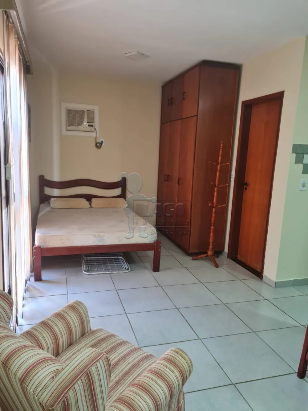 Comprar Apartamento / Kitnet em Ribeirão Preto - Foto 1