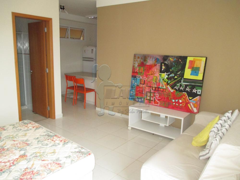 Alugar Apartamento / Padrão em Ribeirão Preto R$ 1.300,00 - Foto 1