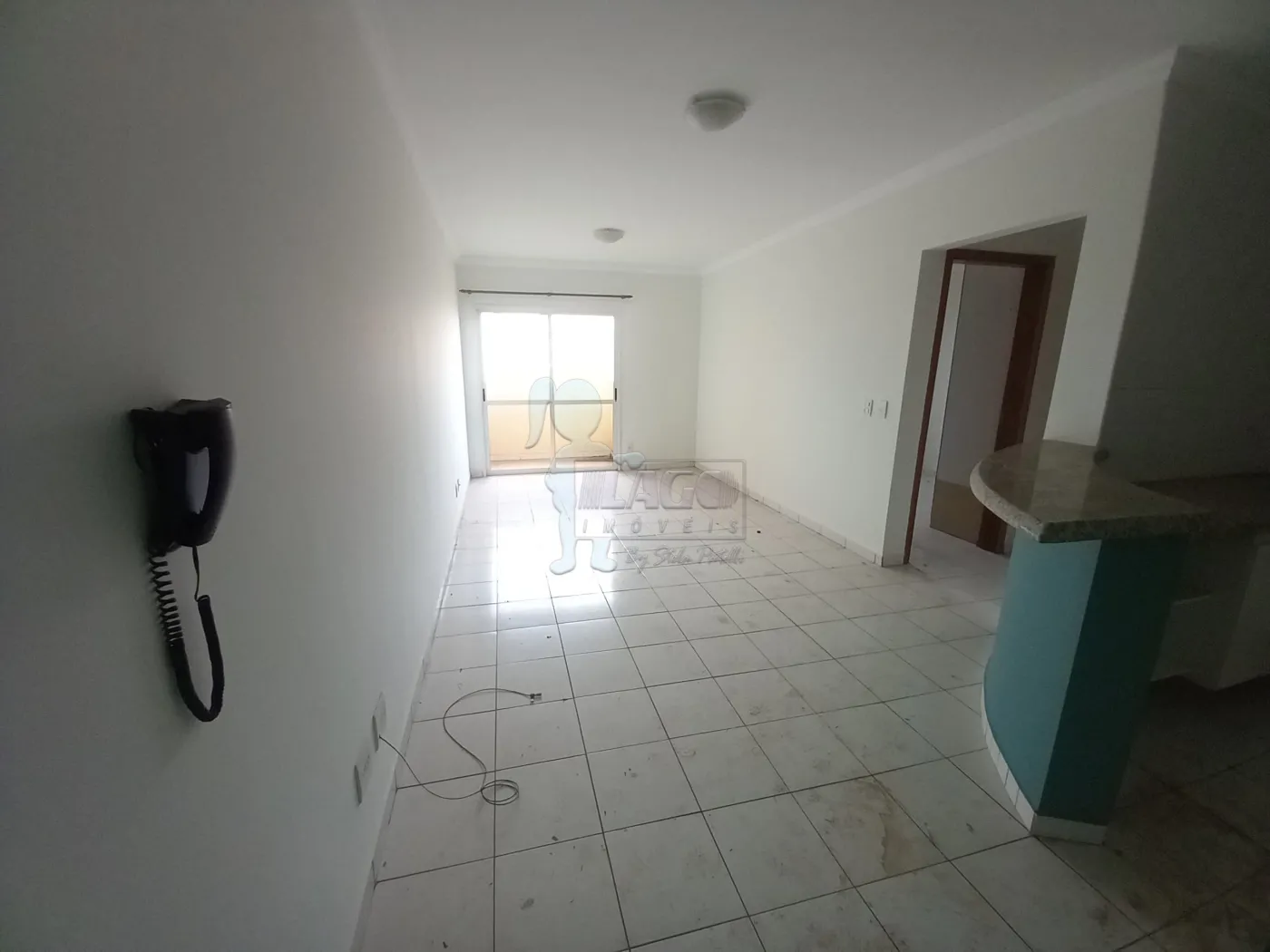 Alugar Apartamento / Padrão em Ribeirão Preto R$ 850,00 - Foto 1