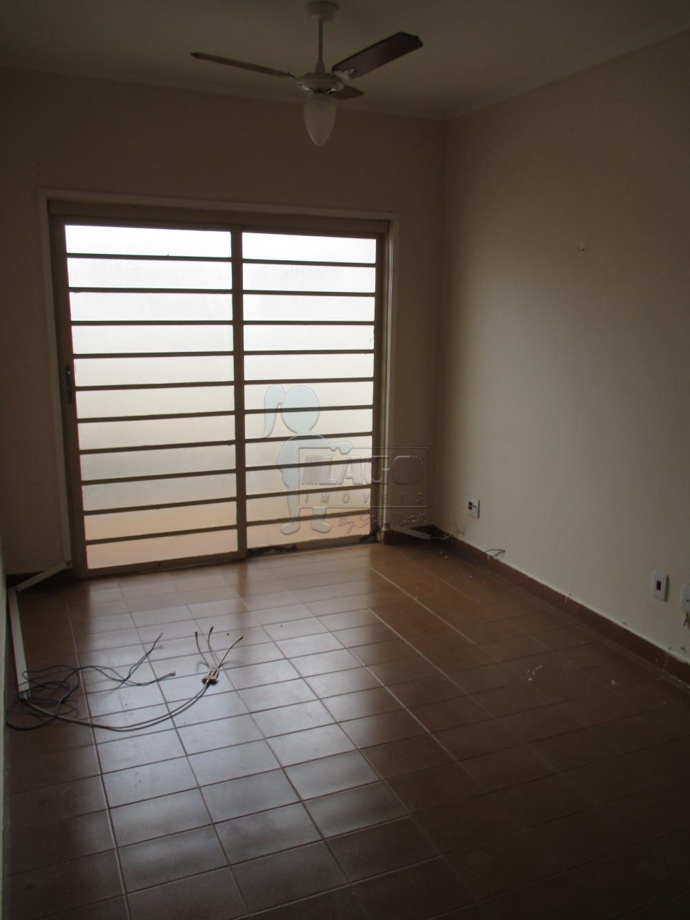 Alugar Apartamento / Padrão em Ribeirão Preto R$ 1.600,00 - Foto 2