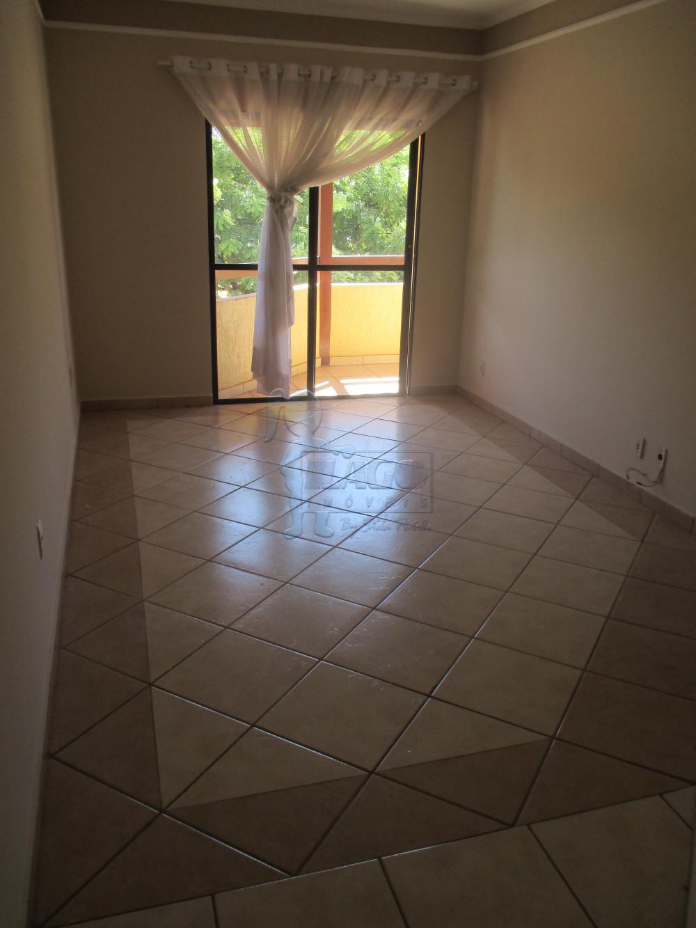 Alugar Apartamento / Padrão em Ribeirão Preto R$ 1.200,00 - Foto 1