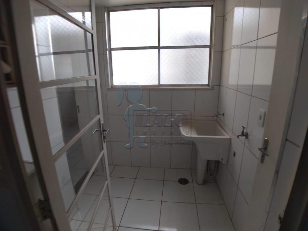 Alugar Apartamento / Padrão em Ribeirão Preto R$ 800,00 - Foto 4