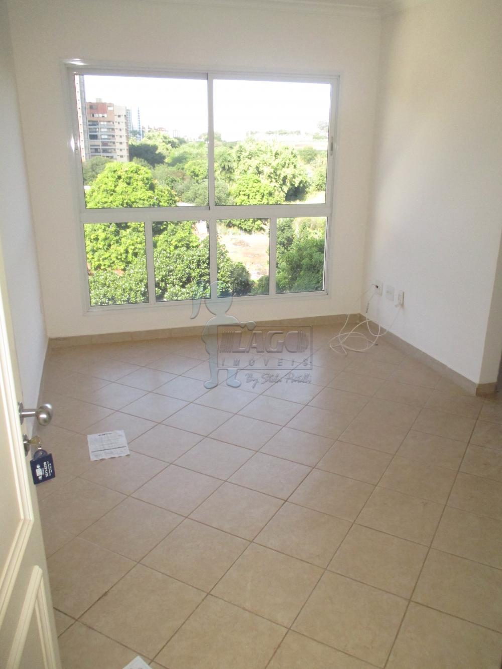 Alugar Apartamento / Padrão em Ribeirão Preto R$ 750,00 - Foto 2