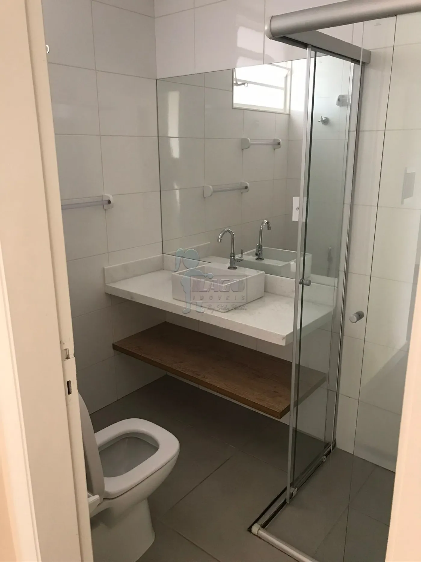 Alugar Apartamento / Padrão em Ribeirão Preto R$ 800,00 - Foto 4