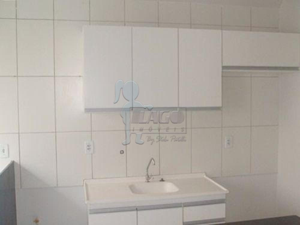 Alugar Apartamento / Padrão em Ribeirão Preto R$ 1.000,00 - Foto 2