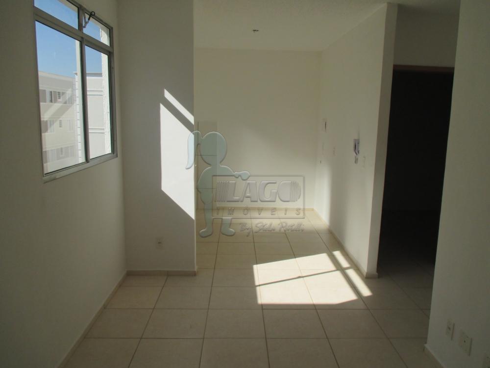 Alugar Apartamento / Padrão em Ribeirão Preto R$ 600,00 - Foto 1