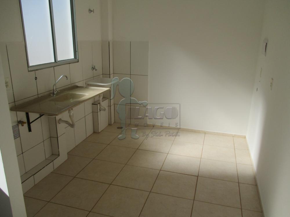 Alugar Apartamento / Padrão em Ribeirão Preto R$ 600,00 - Foto 2