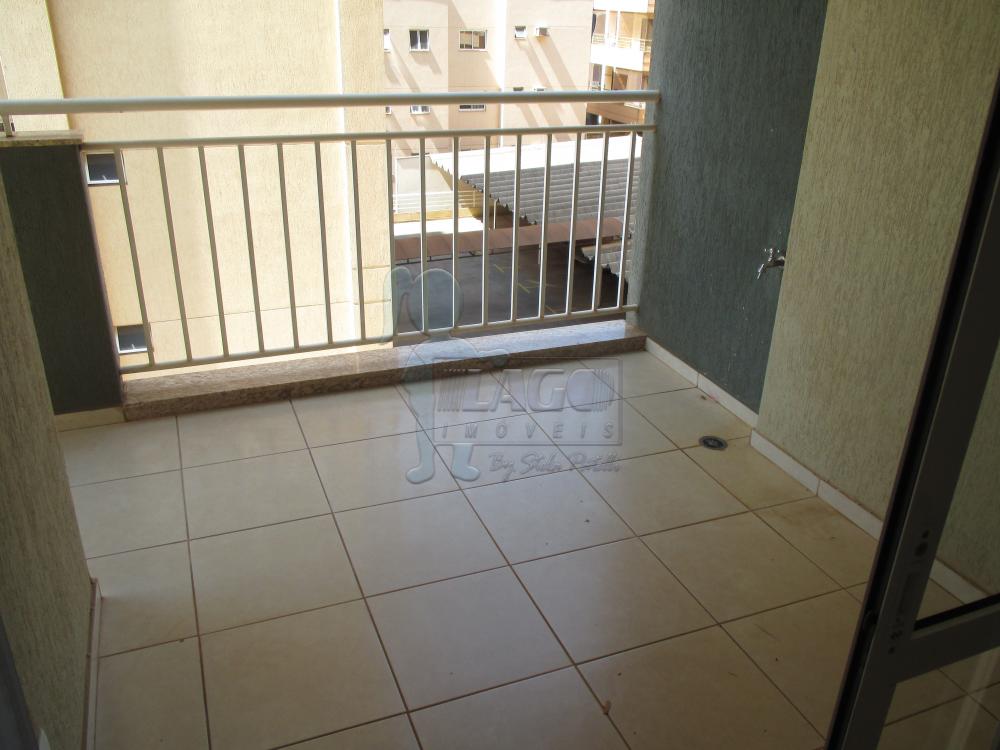 Alugar Apartamento / Padrão em Ribeirão Preto R$ 1.100,00 - Foto 3