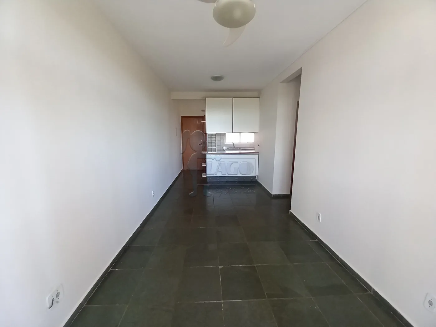 Alugar Apartamento / Padrão em Ribeirão Preto R$ 1.000,00 - Foto 5