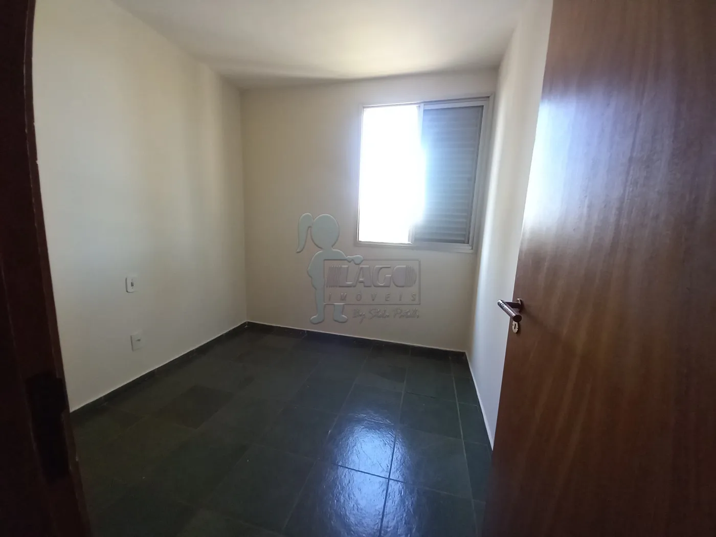 Alugar Apartamento / Padrão em Ribeirão Preto R$ 1.000,00 - Foto 16