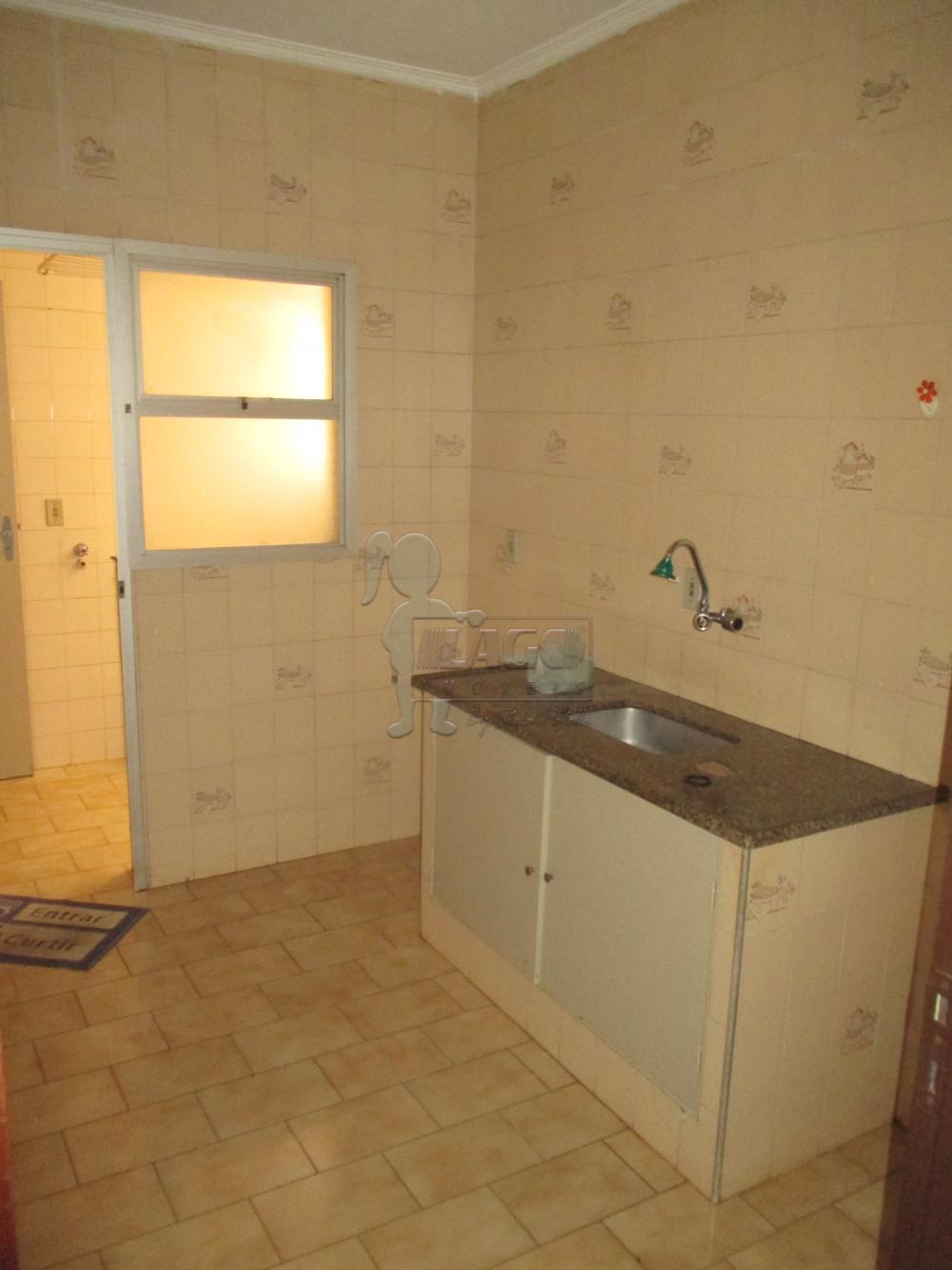 Alugar Apartamento / Padrão em Ribeirão Preto R$ 700,00 - Foto 2