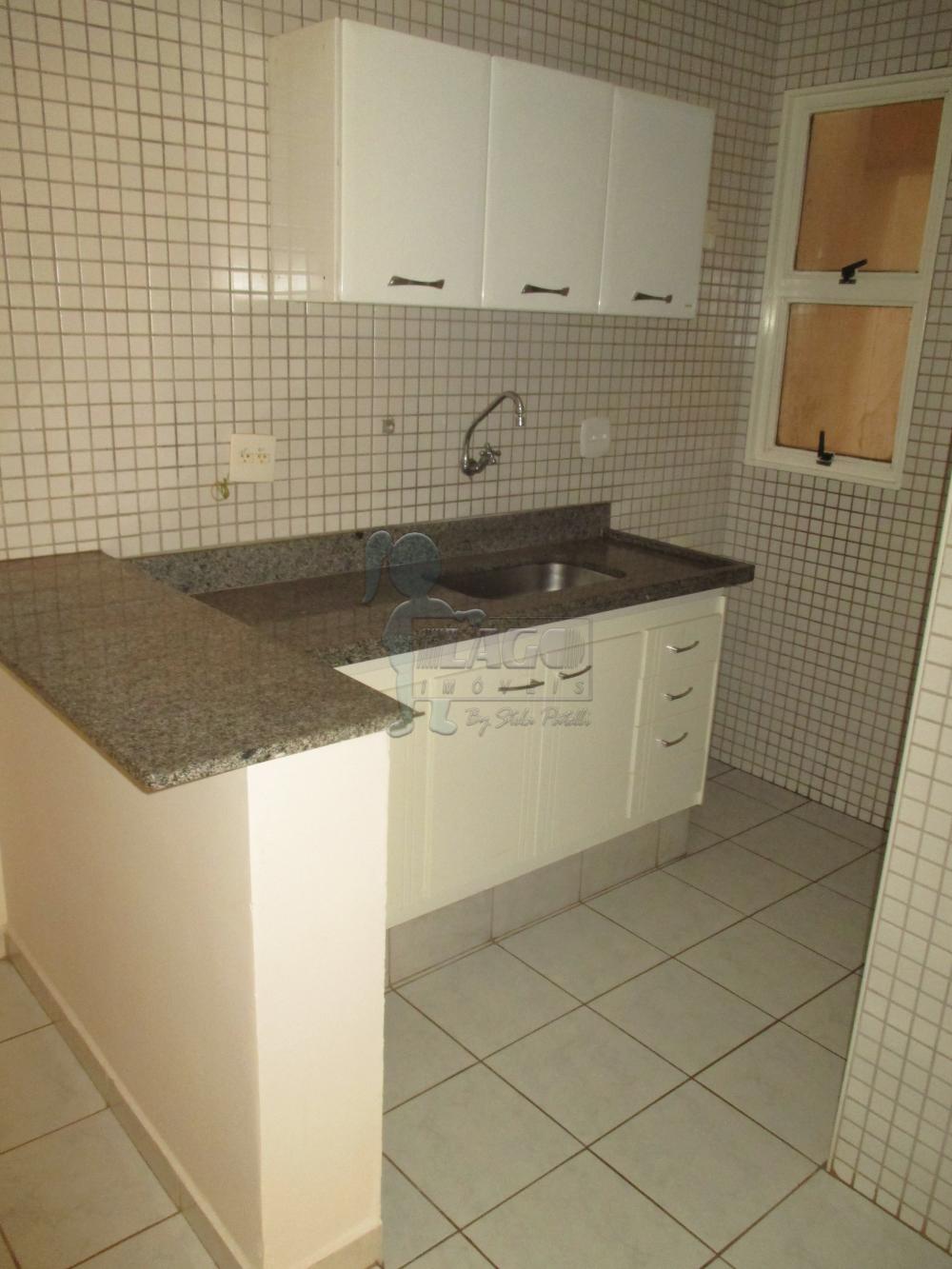 Alugar Apartamento / Padrão em Ribeirão Preto R$ 550,00 - Foto 4