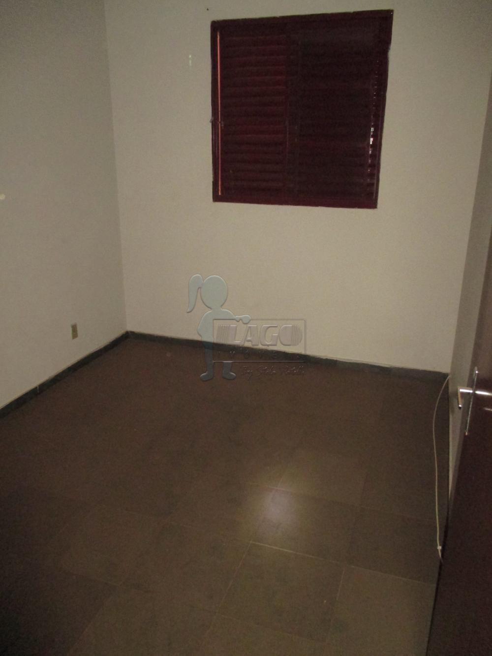 Alugar Apartamento / Padrão em Ribeirão Preto R$ 900,00 - Foto 4