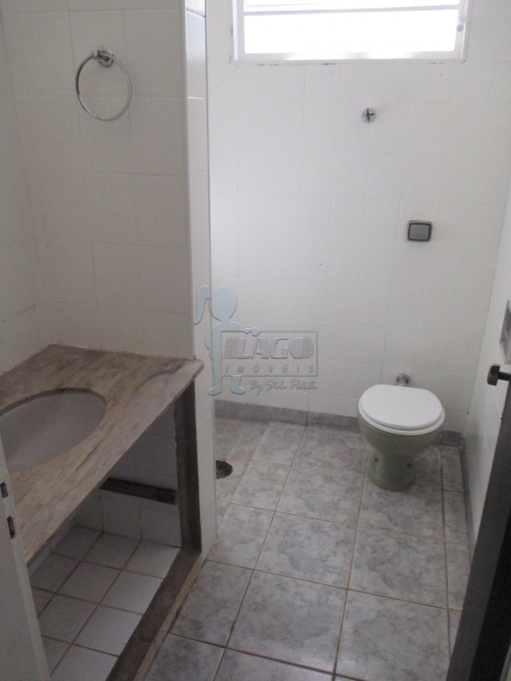 Alugar Casa / Padrão em Ribeirão Preto R$ 1.300,00 - Foto 8