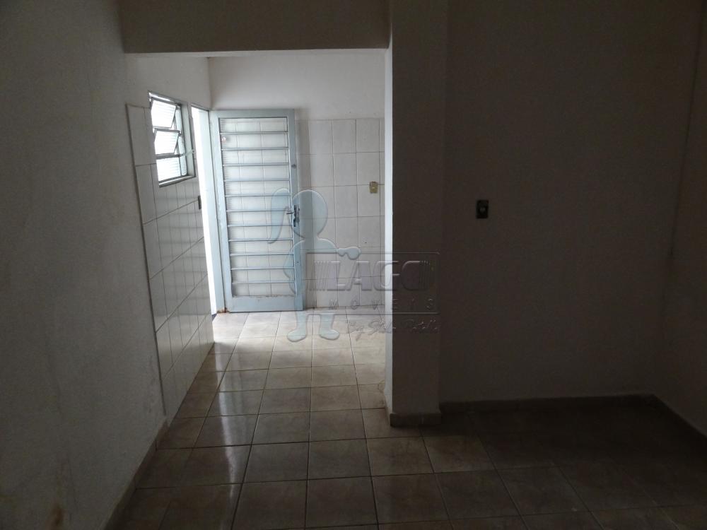 Alugar Casa / Padrão em Ribeirão Preto R$ 520,00 - Foto 5