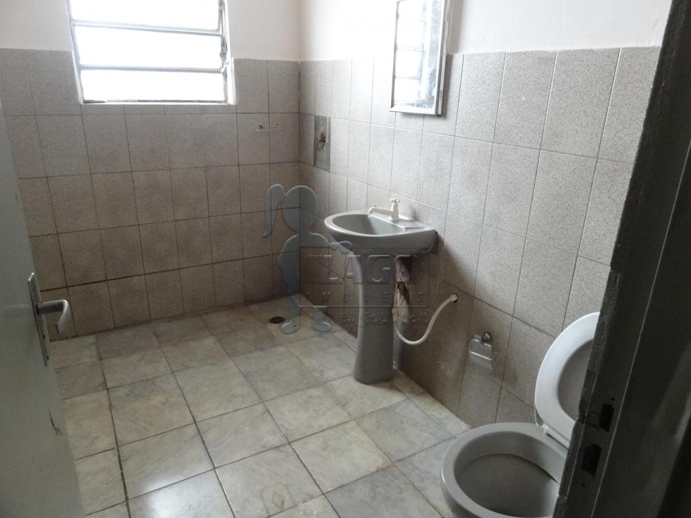 Alugar Casa / Padrão em Ribeirão Preto R$ 520,00 - Foto 8