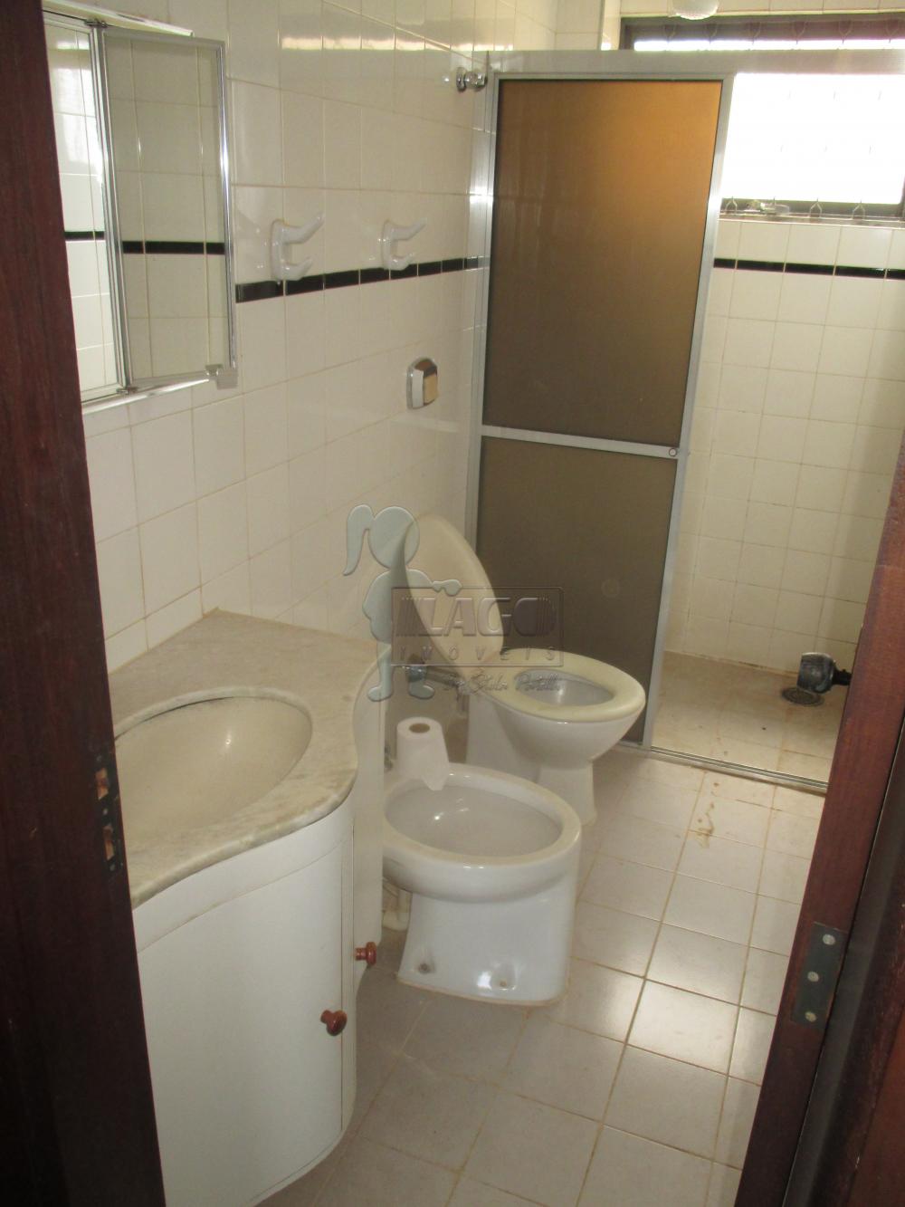 Alugar Apartamento / Padrão em Ribeirão Preto R$ 900,00 - Foto 3