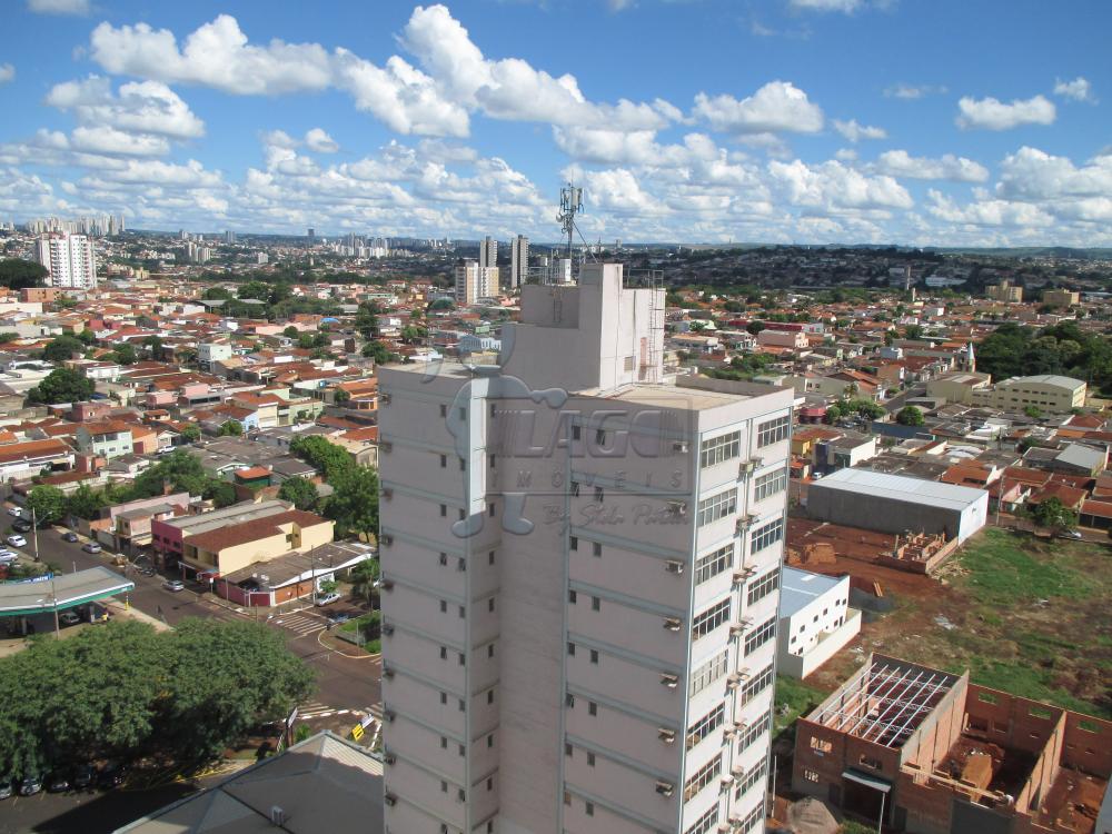 Alugar Apartamento / Padrão em Ribeirão Preto R$ 1.500,00 - Foto 2