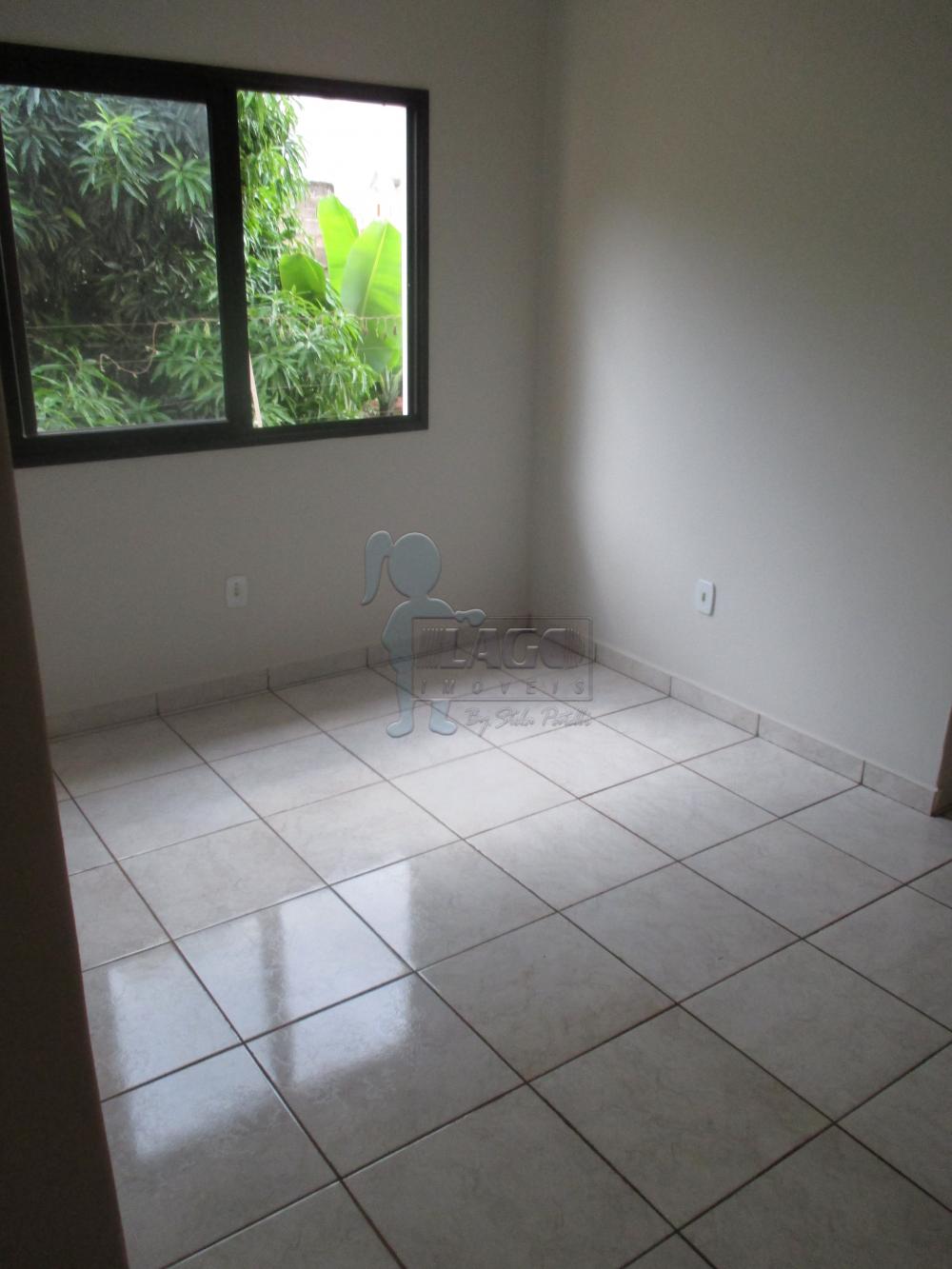 Alugar Apartamento / Padrão em Ribeirão Preto R$ 750,00 - Foto 1