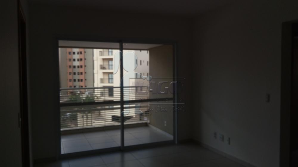 Alugar Apartamento / Padrão em Ribeirão Preto R$ 1.400,00 - Foto 2