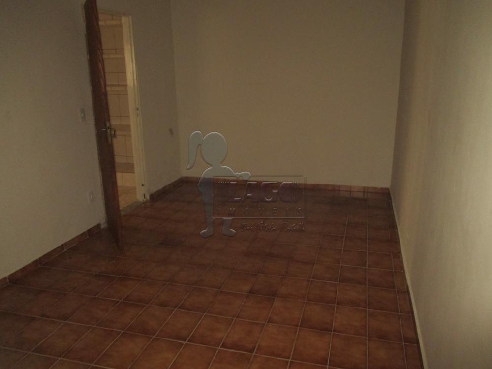 Alugar Casa / Padrão em Ribeirão Preto R$ 1.000,00 - Foto 15