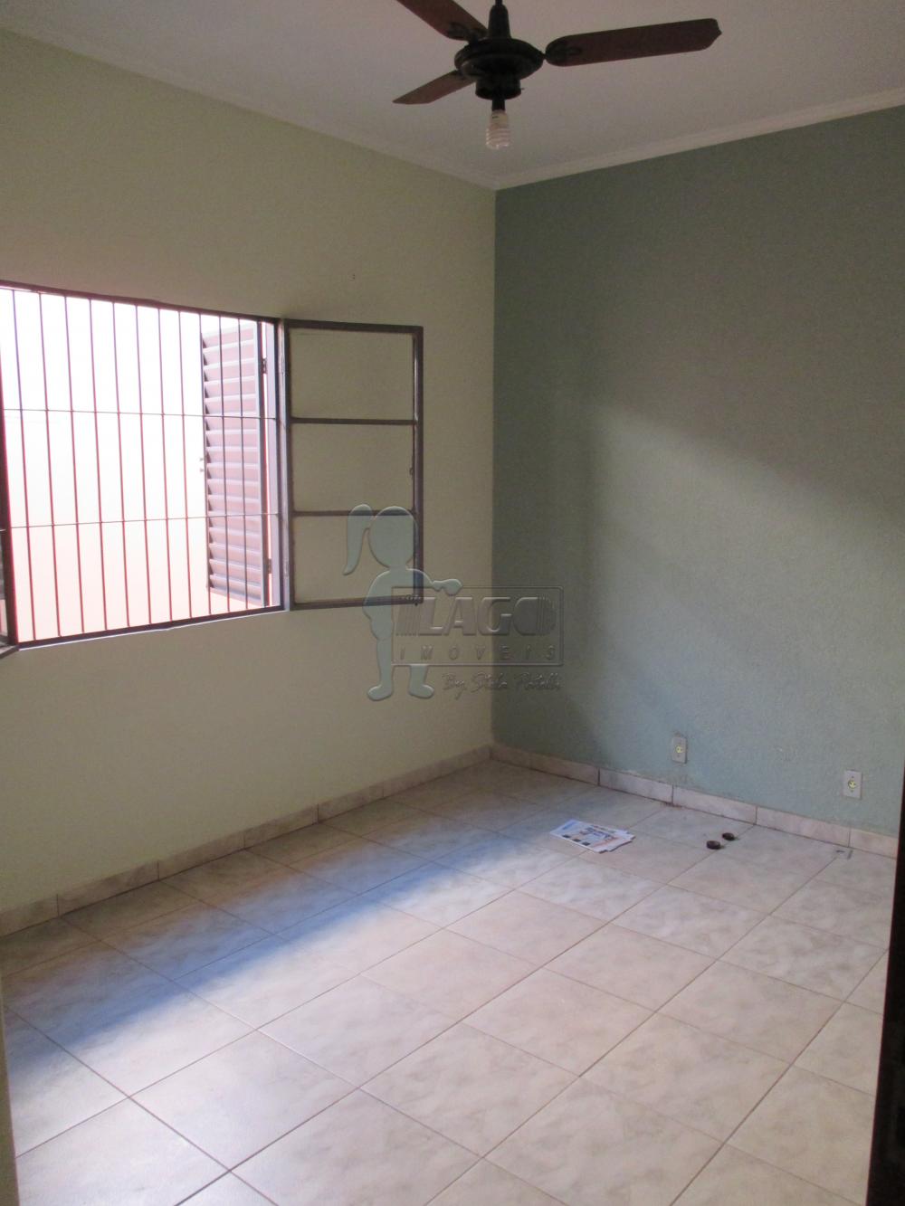 Alugar Casa / Padrão em Ribeirão Preto R$ 900,00 - Foto 5