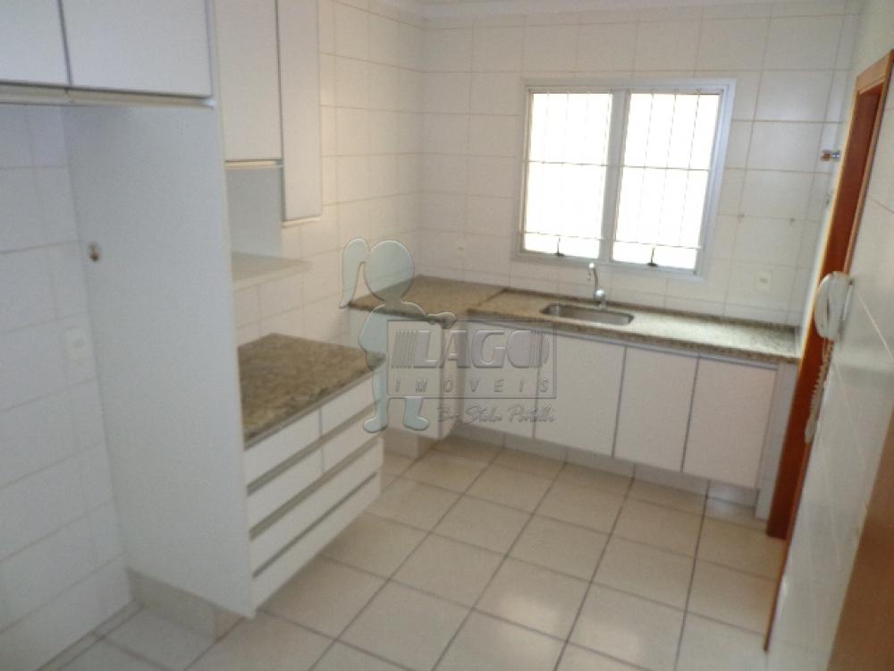 Alugar Apartamento / Padrão em Ribeirão Preto R$ 1.900,00 - Foto 12