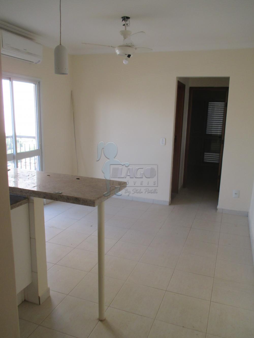 Alugar Apartamento / Padrão em Ribeirão Preto R$ 850,00 - Foto 1