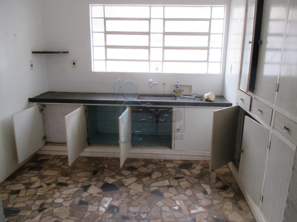 Alugar Casa / Padrão em Ribeirão Preto R$ 1.950,00 - Foto 3