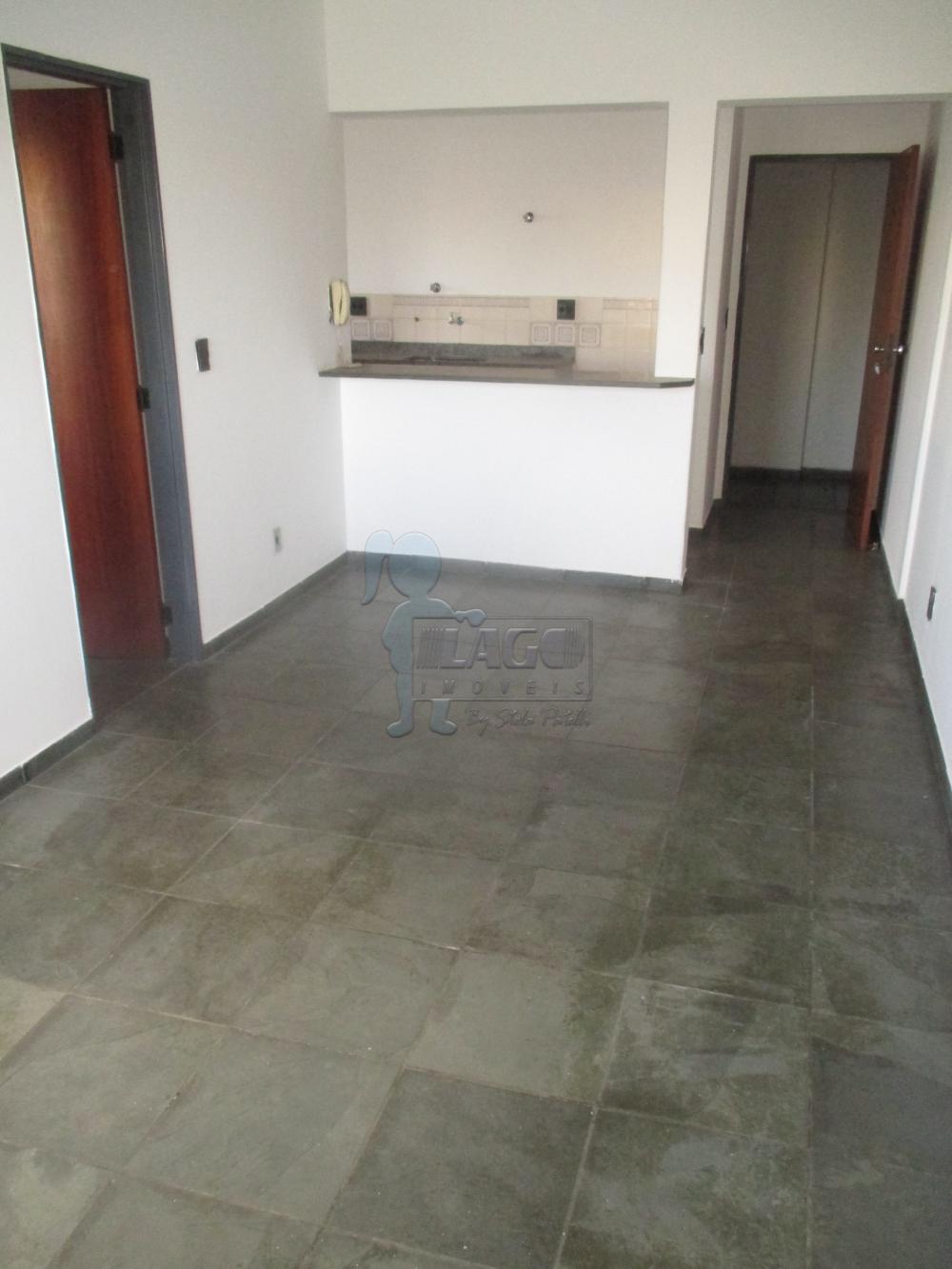 Alugar Apartamento / Padrão em Ribeirão Preto R$ 500,00 - Foto 1