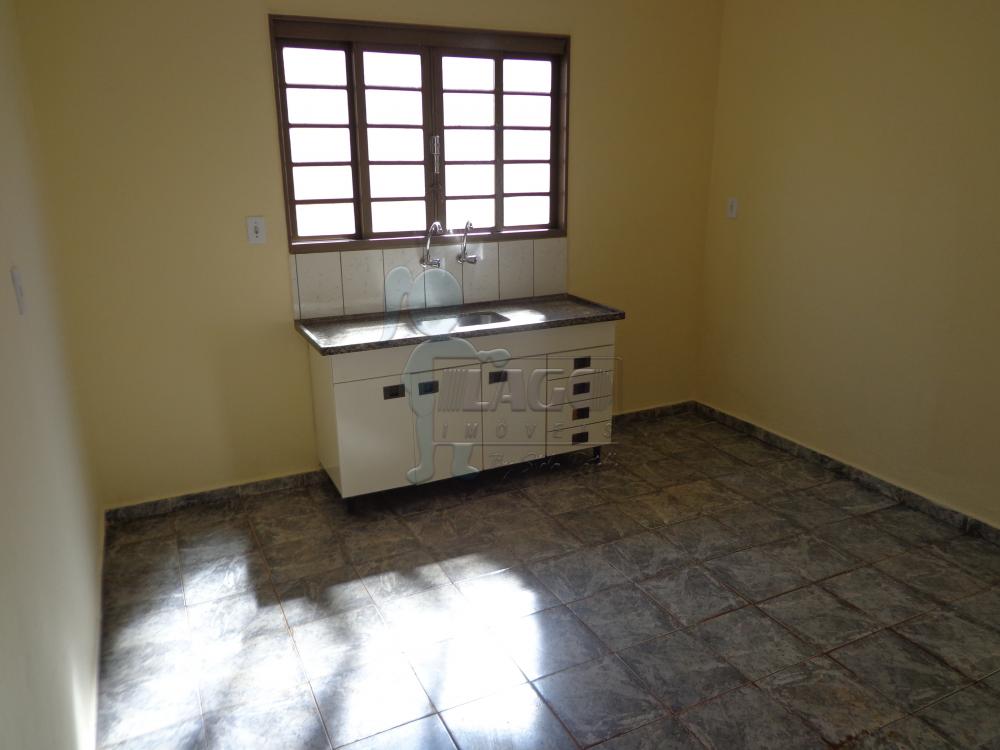 Alugar Casa / Padrão em Ribeirão Preto R$ 1.000,00 - Foto 6