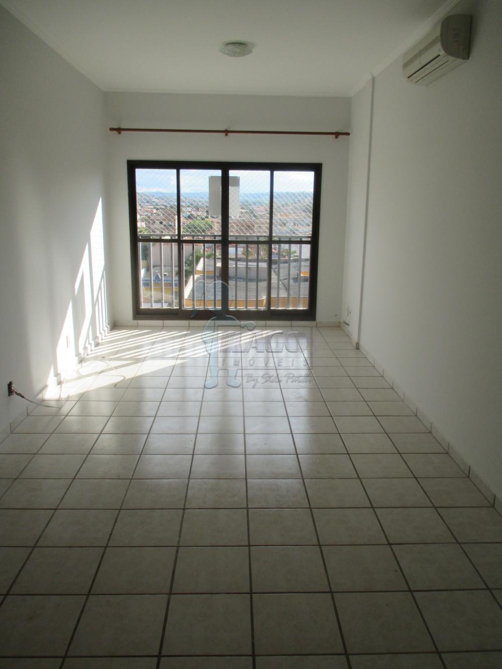 Alugar Apartamentos / Padrão em Ribeirão Preto R$ 790,00 - Foto 2