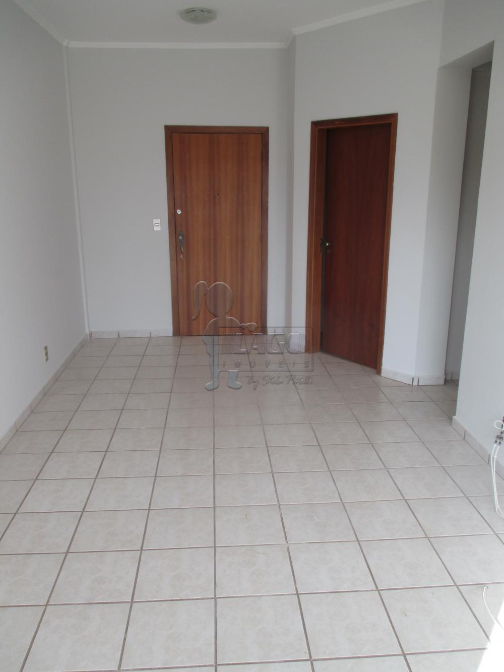 Alugar Apartamentos / Padrão em Ribeirão Preto R$ 790,00 - Foto 4