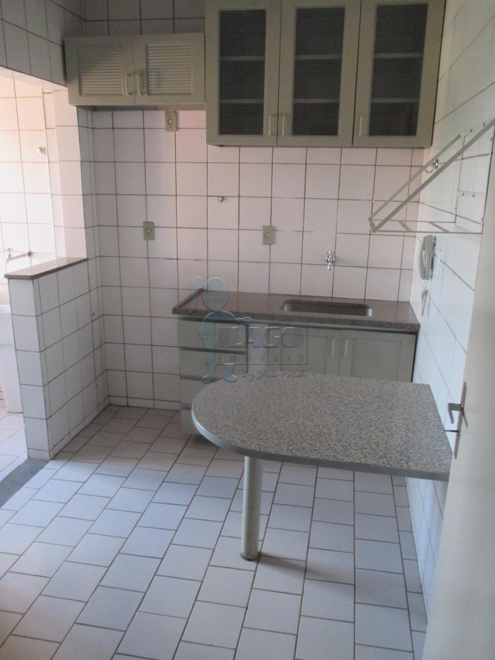 Alugar Apartamentos / Padrão em Ribeirão Preto R$ 800,00 - Foto 5