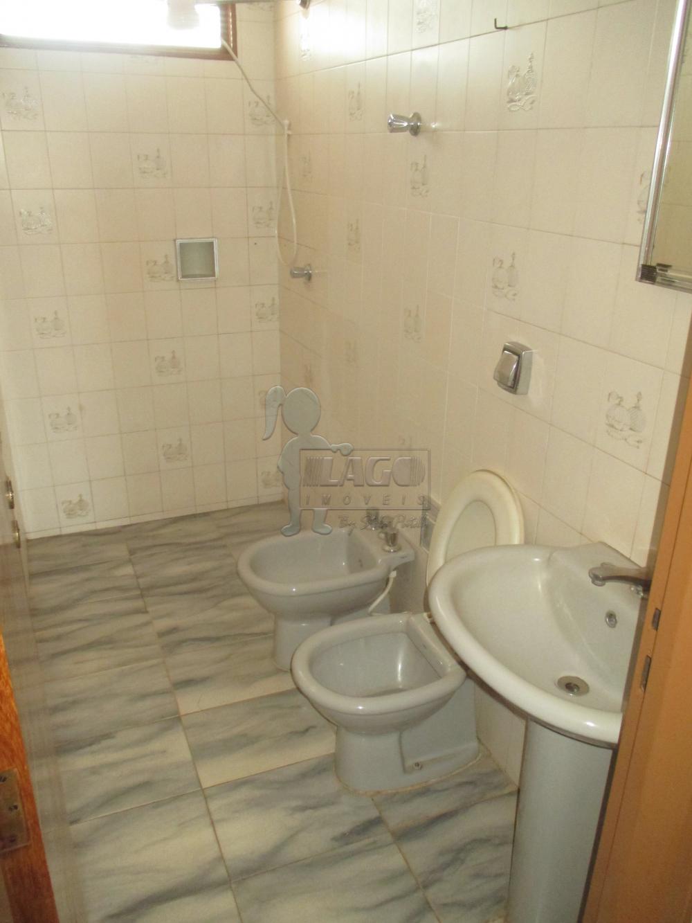 Alugar Casa / Padrão em Ribeirão Preto R$ 700,00 - Foto 3