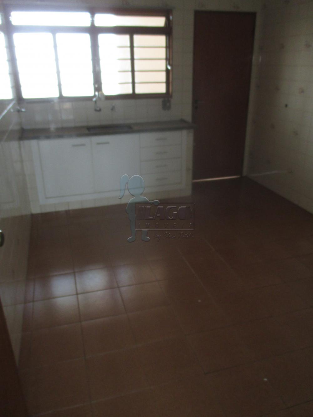 Alugar Casas / Padrão em Ribeirão Preto R$ 700,00 - Foto 5